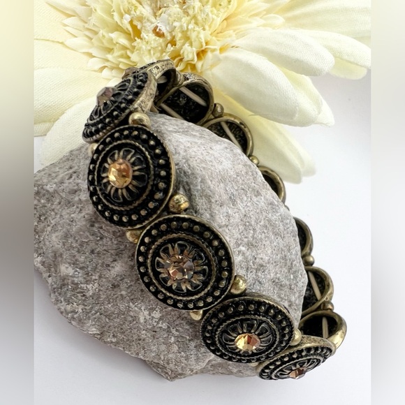 MEDALLION BRACELET - Picture 4 of 5